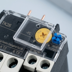 Relé de Sobrecarga Térmica FUJI Electric TK26, Corriente 4-6A - Product Image 4