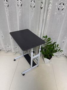 Shaohua 23,6x15,7x23,6-35,4 Zoll <span class=keywords><strong>Computer</strong></span> High <span class=keywords><strong>Desk</strong></span> mit Lager regal MDF Nachttisch Sofa Seite Mobiler Sitzt isch mit Rädern - Product Image 3