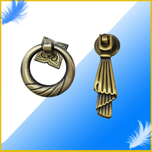 <b>Antique</b> Bronze Towel Shape Cabinet Handle Zinc Alloy Traditional Style Drawer Hardware Durable Design - Product Image 5
