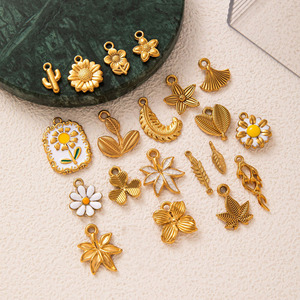 Individuelle DIY Edelstahl-Anhänger Modeschmuck 18k PVD Vergoldete Charms für Halsketten- und Armbandherstellung - Product Image 1