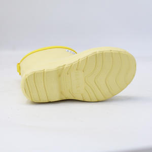 Chaussures de <span class=keywords><strong>pluie</strong></span> pour enfants EVA, unisexes, imperméables, respirantes, légères, antidérapantes, résistantes à l'usure, vente en gros, bottes de <span class=keywords><strong>pluie</strong></span> personnalisées - Product Image 6