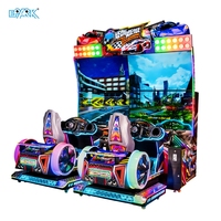 Machine de jeu vidéo de simulation de course automobile à pièces pour 2 joueurs avec 4 écrans pour parc d'attractions à vendre