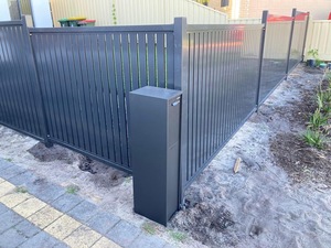 Panneaux muraux horizontaux en alliage d'aluminium sur mesure, résistants à la rouille, pour clôtures d'intimité extérieures, installation facile - Product Image 4