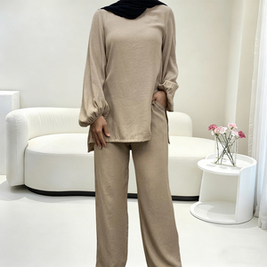 Set Modesto da Donna Musulmana in 2 Pezzi - Top Ampio con Spacchi Laterali e Pantaloni Larghi con Tasche, Maniche Lunghe a Lanterna, Abbigliamento Casual Quotidiano (2327) - Product Image 2