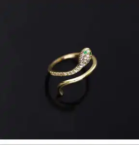 Grosir Cincin Ular Perak Murni 925 Berlapis Emas, Cincin Zamrud Berlian Hijau untuk Wanita