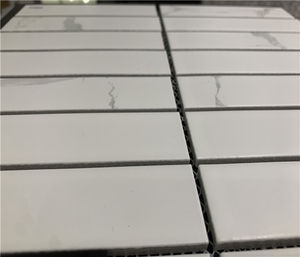 高品質大理石デザインカララ白い長方形磁器モザイクキッチンバックスプラッシュ用。 - Product Image 4