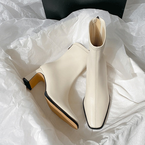 All'ingrosso scarpe da donna personalizzate tacchi pesanti autunno e inverno stivali <span class=keywords><strong>in</strong></span> pelle foderata calda stivali di nuova moda stivaletti per le signore - Product Image 5