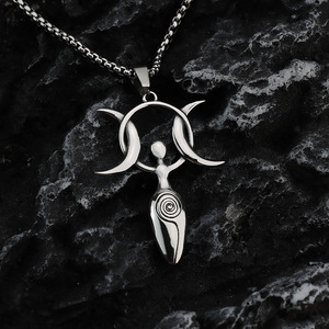 Yunnique – collier avec pendentif en acier inoxydable pour hommes, déesse de la lune, design géométrique, asymétrie, bijoux à la mode - Product Image 1