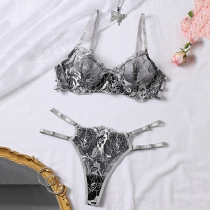 Set <span class=keywords><strong>Intimo</strong></span> Sexy Nero e Grigio con Motivo Floreale in Pizzo Ecologico, Bralette Modellante e <span class=keywords><strong>Perizoma</strong></span>, Lingerie Trasparente da Donna in Due Pezzi - Product Image 1