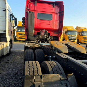 Red 6X4 Diesel Tractor Truck 31-40T Load Capacity Automatic Air Conditioner Euro 4 Emission Standard Used - Product Image 1