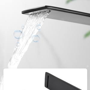 Rubinetto Moderno per Lavabo in Ottone, Miscelatore per Acqua Calda e Fredda, Rubinetto da Bagno Montato sul Piano - Product Image 3