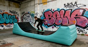 Rampa Gonfiabile Ermetica per Skateboard, Pista da Gara Gonfiabile Pieghevole per Skateboard, <span class=keywords><strong>Halfpipe</strong></span> per Giardino - Product Image 4