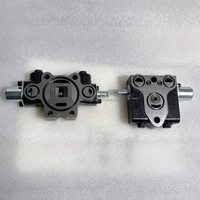 Cylindre de direction 524W2-40202 applicable aux chariots élévateurs FD35-50 T8 T9