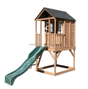 Juego de juegos para patio trasero con temática de jungla, estructura de escalada de madera, tobogán pequeño y casita de juegos. - Product Image 5