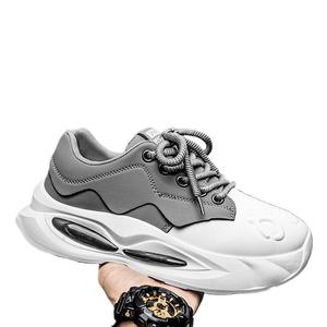 Zapatos de Hombre 2025 Primavera Nuevos con Suela Gruesa de Malla con Cordones Versátiles de Moda Casual Juvenil Deportivos que Aumentan la Estatura Estilo Papá - Product Image 5