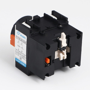 Relais temporisé F5 T4 10-180s à temporisation de mise sous tension SPDT 24V DC 10A - Product Image 2