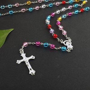 Collar de cuentas acrílicas de varios colores, transparente, con Cruz de aleación y Medalla de <span class=keywords><strong>la</strong></span> <span class=keywords><strong>Virgen</strong></span> Marí<span class=keywords><strong>a</strong></span> para cathol - Product Image 2