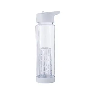 700ml סיטונאי מותאם אישית לוגו ספורט פירות Infuser כוס tritan פלסטיק שקוף בקבוק מים עם מסננת עם קש מכסה