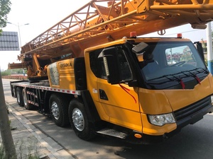 Grúa móvil sobre camión de 50 toneladas TC500C5 de China con patas de apoyo o extensiones - Product Image 5