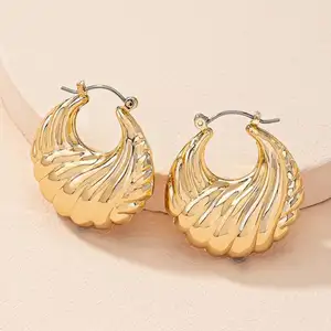 Kaimei 2022 earring fashion jewelry designer metal simple thread croissant clip earrings spiral 18k gold plated hoop earrings