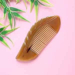 Peigne à cheveux en corne de buffle, fait à la main, à dents larges et lisses, design poli, adapté aux hommes et aux femmes, pour les soins quotidiens des cheveux, démêlage et coiffage - Product Image 2