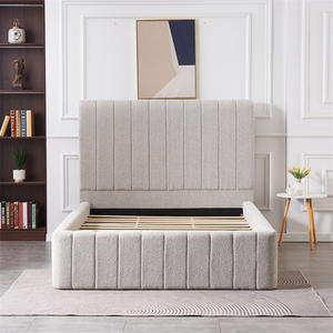 Cama de Plataforma Doble de Lujo en Color Beige Grisáceo con Tapizado de Tela Bouclé, Tamaño Queen y King - Product Image 2