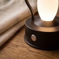 Lanterne à flamme vacillante portable avec poignée en métal, 3 couleurs, sans fil, rechargeable, lampe de table LED d'ambiance pour la salle à manger et le camping