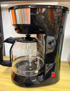 Macchina per Caffè Elettrica Automatica in Acciaio Inox con Filtro Riutilizzabile, Capacità 12 Tazze, Design Moderno per Casa e Ufficio - Product Image 3