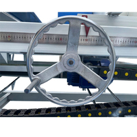 Scie à découper le bois CNC entièrement automatique avec système d'alimentation automatique pour la découpe de palettes en bois et de billes de bois
