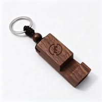 Porte-clés sifflet en bois personnalisé avec logo gravé au laser, en bambou naturel, écologique, promotionnel, pour sports de plein air, souvenir, vente en gros