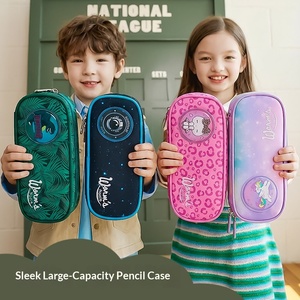 Nouvelle trousse à crayons en tissu à motif de dessin animé pour garçons et filles, sac de papeterie multifonctionnel simple et <span class=keywords><strong>grand</strong></span> pour les enfants de l'école primaire - Product Image 1