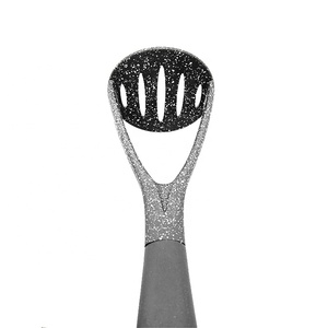 Potato Masher and Ricer Kitchen Tool, Non-Slip Handle Press, Press 03C0062E Potato Masher and Ricer 03C0062E - Product Image 4