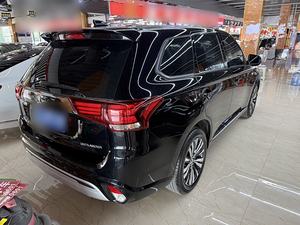 Guazi 2.0เบนซิน <span class=keywords><strong>Mitsubishi</strong></span> <span class=keywords><strong>Outlander</strong></span> รถมือสอง FWD 5ที่นั่ง - Product Image 4