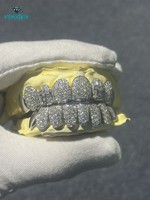 Grillz en Argent Sterling S925 Premium avec Moissanite Baguette en forme de Croix, Logo Personnalisé OEM, Coupe Cœurs et Flèches, Fabricant de Bijoux Dentaires de Haute Qualité