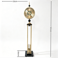 Reloj de Pared Antiguo Retro Negro y Dorado con Patrón de Espiral Tallado, Péndulo Visible, Estilo Campestre Francés, Esfera con Números Romanos, Movimiento de Cuarzo