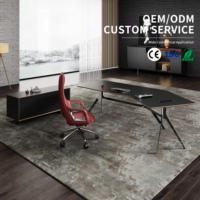 Bureau de direction moderne en bois, poste de travail de bureau avec grand rangement, table d'ordinateur