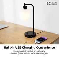 Lampe de bureau noire moderne avec alimentation secteur, base E26, double ports USB, abat-jour en verre dépoli, intensité réglable pour chambre d'hôtel et table de chevet