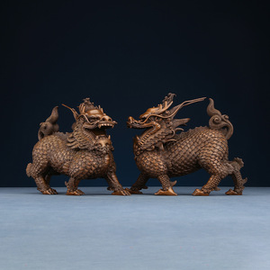 Ornamenti Kirin in Rame Rosso, Decorazioni per Ufficio e Casa, Regalo di Inaugurazione, Attrae la Ricchezza nella Cultura Feng Shui - Product Image 3