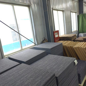 Azulejos de alfombra de casino impresos a máquina de nailon 100% - Product Image 1