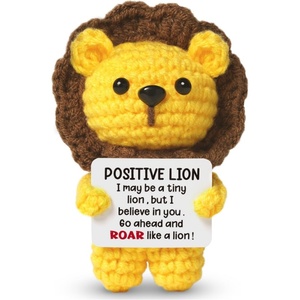 Animaux en peluche en crochet faits à la main, mignons lions, cadeaux uniques pour la fête des mères, Noël et anniversaire pour maman de la part de sa fille/sa fille. - Product Image 1