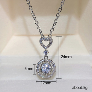 Collana con ciondolo a cuore geometrico con zirconi per donna, semplice e alla moda, catena per clavicola. - Product Image 5
