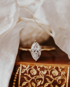 แหวนเพชรทรงมาร์คีส์ 2.5 กะรัต AADIHI JEWELS ทองคำแท้ชุบโรเดียม สไตล์หรูหราสำหรับผู้หญิง - Product Image 4
