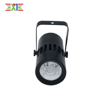 Projecteur de faisceau réglable professionnel 50W RGBW COB Downlight pour salle de scène et salle de réunion émettant une lumière LED blanche DMX512