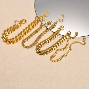 สร้อยข้อมือคิวบาแบบหนา สแตนเลสสตีลเคลือบ PVD ทอง 18K สำหรับผู้หญิง |   หลายขนาด |   กันน้ำ ป้องกันอาการแพ้ ไม่ซีดจาง - Product Image 4