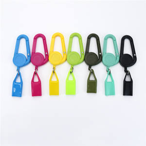 Porta Encendedor de Llavero, Anillo Metálico Premium para Encendedores, Accesorios para Fumar con Clip Trasero - Product Image 2