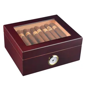 صندوق تخزين سجائر كبير السعة مصنوع من خشب الصنوبر عالي الجودة ومخصص حسب الطلب