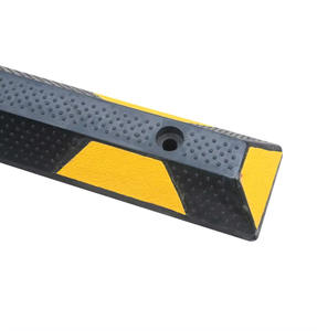 Bouchon de voiture de roue en caoutchouc Premium 550mm Produit de chaussée durable et durable - Product Image 4