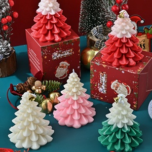 Bougie en cire de soja parfumée Gingerbread Man Christmas Bougie parfumée moderne à la main pour mariage et chambre à coucher Cadeaux de vacances - Product Image 1