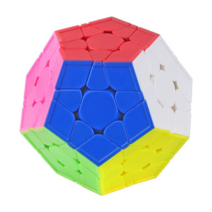 Yuxin Education Smart 3x3 Rubik's Cube V2 Puzzle de forme irrégulière pour adolescents de 8 à 13 ans - Product Image 2