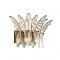 Applique murale LED en verre transparent rayé, motif pétales floraux médiévaux français, avec finitions plaquées, pour villa, hôtel, chambre à coucher